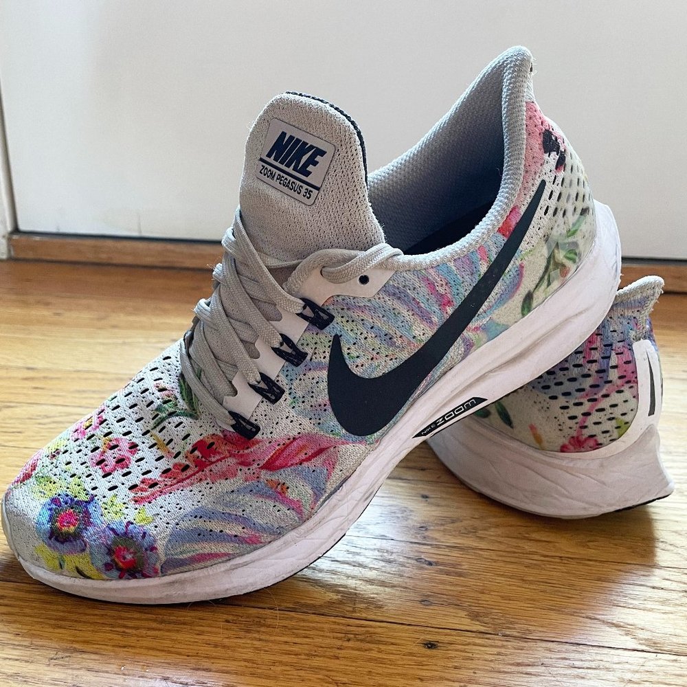 Nike Air Zoom Pegasus 35 White Floral, Size 9